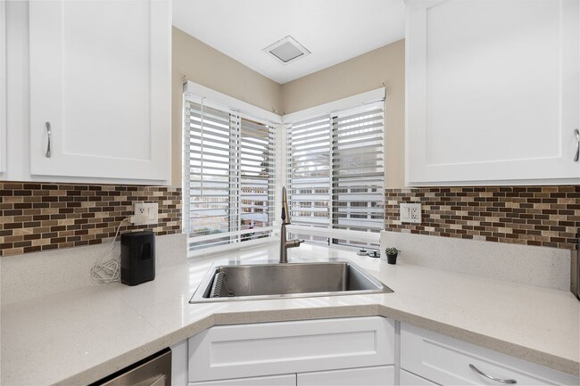 Building Photo - Updated 3-Bedroom Home with Modern Upgrade...