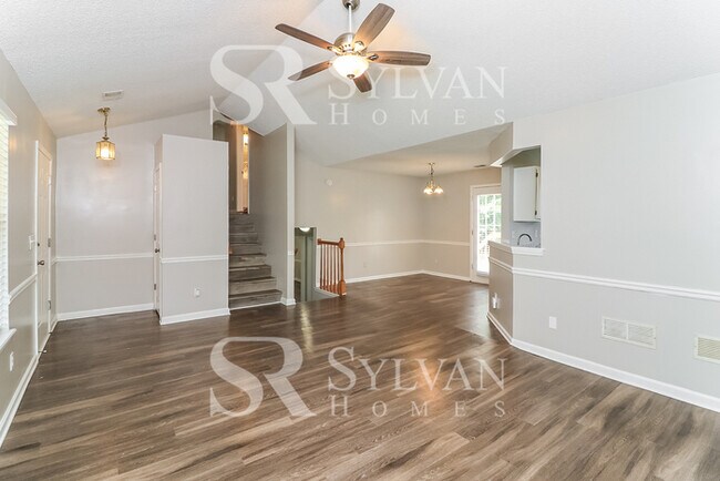 Building Photo - Life Just Got Better!