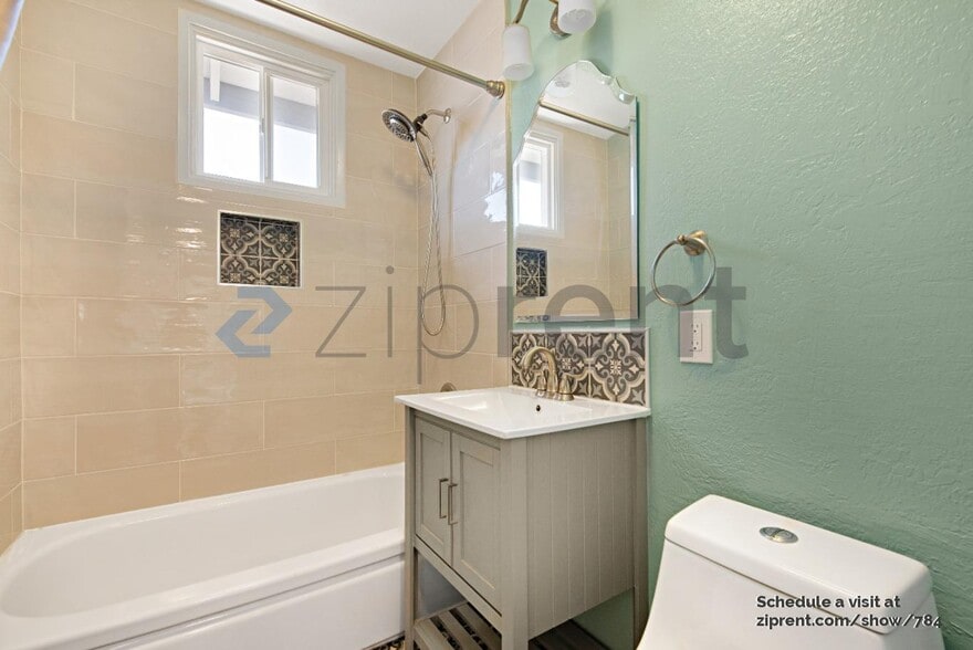 Building Photo - 31273 Birkdale Way