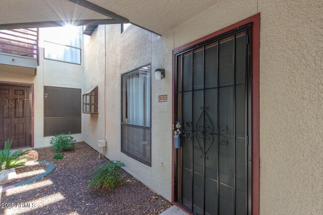 Building Photo - 3434 W Danbury Dr