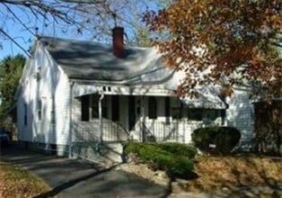 Building Photo - 437 Lorenz Ave