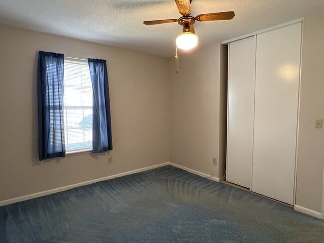 Building Photo - 115 Lancashire Rd