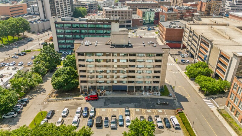 Building Photo - 100 Jefferson Sq