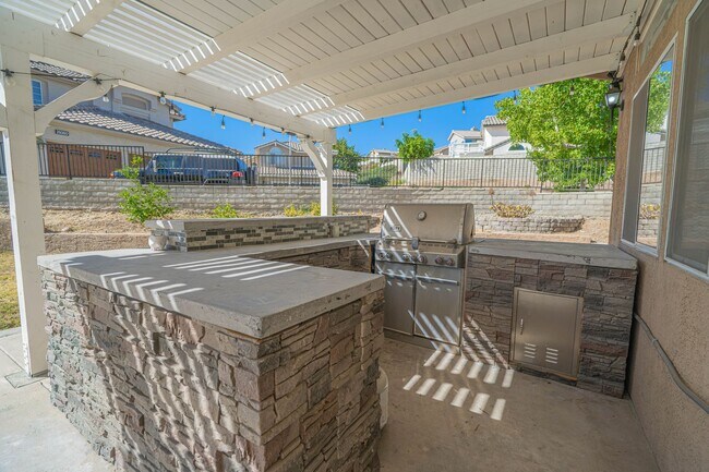 Building Photo - 29364 Canyon Rim Pl