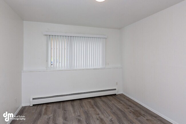 Building Photo - 2021 Farmer Pl