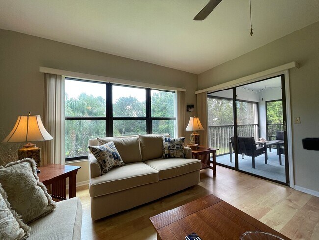 Building Photo - 2 BR Condo w/ Community Pool-  Monthly Rental available JAN 2026 - MAR 31, 2026