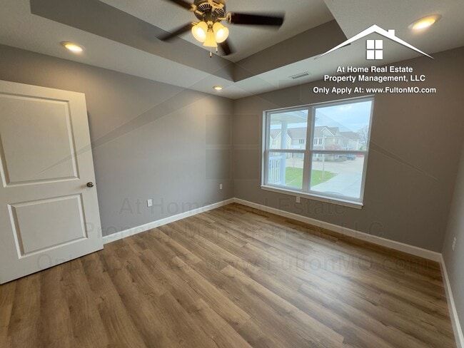 Building Photo - 2610 N Bluff St