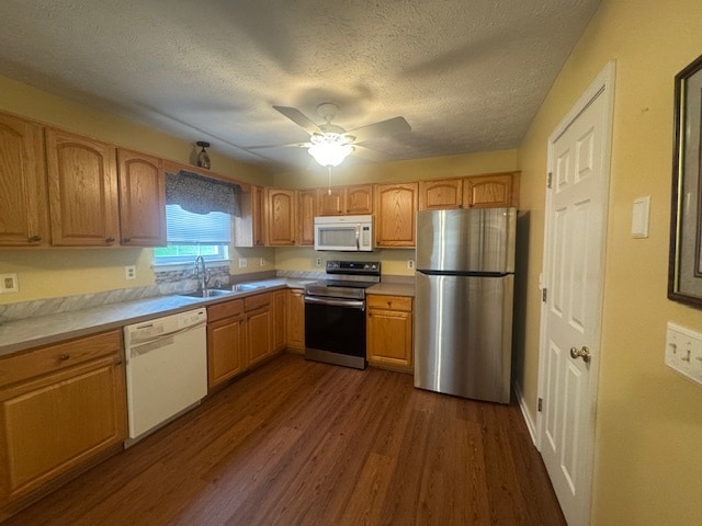 Building Photo - 2047 Harvest Dr