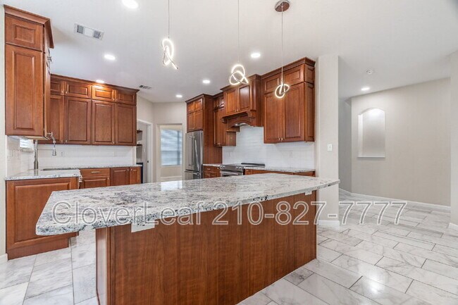 Building Photo - 20910 El Suelo Bueno