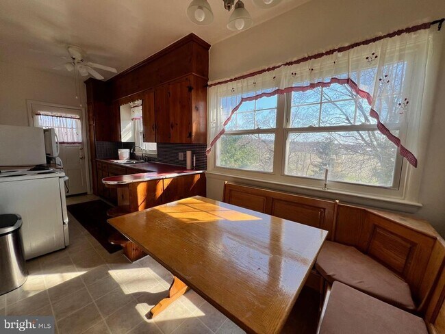 Building Photo - 14007 Misty Gln Ln