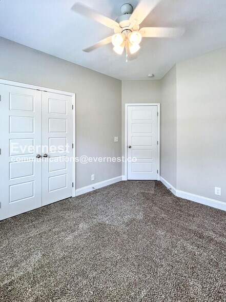 Building Photo - 829 Marksman Ct