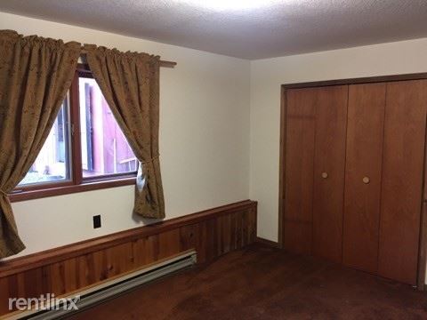 Building Photo - 256 Lake Tahoe Cir