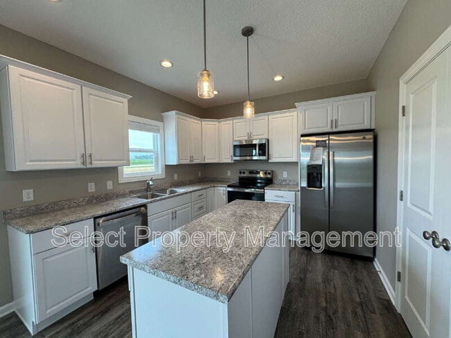Building Photo - 5378 Broad Fields Cv