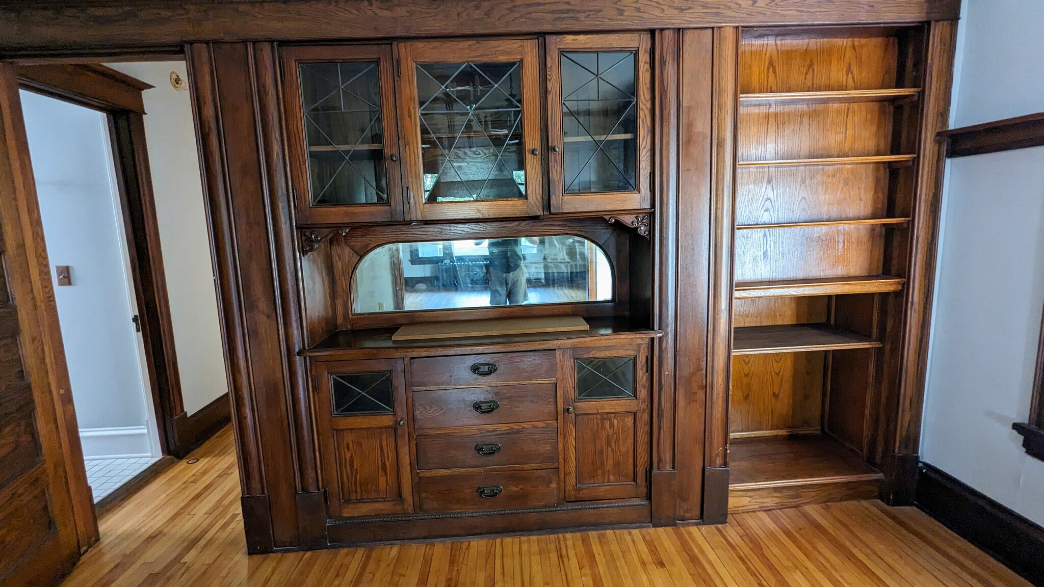 Loads of character - 3017 Knox Ave S