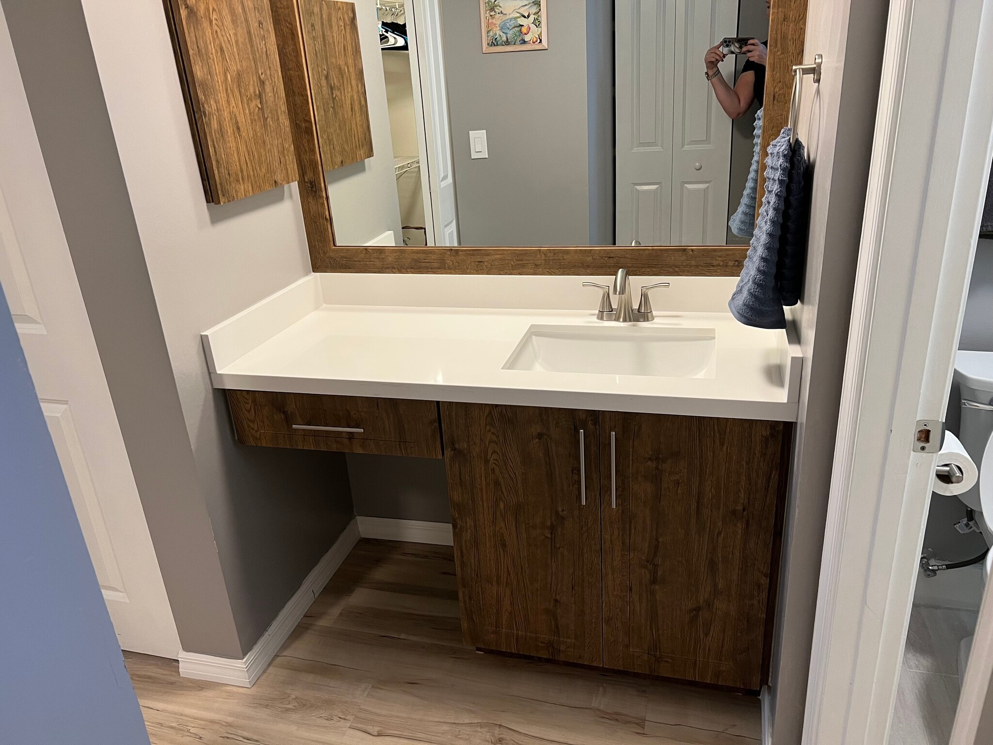 Building Photo - 9325 Lagoon Pl