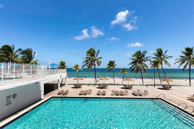Building Photo - 2101 S Ocean Dr