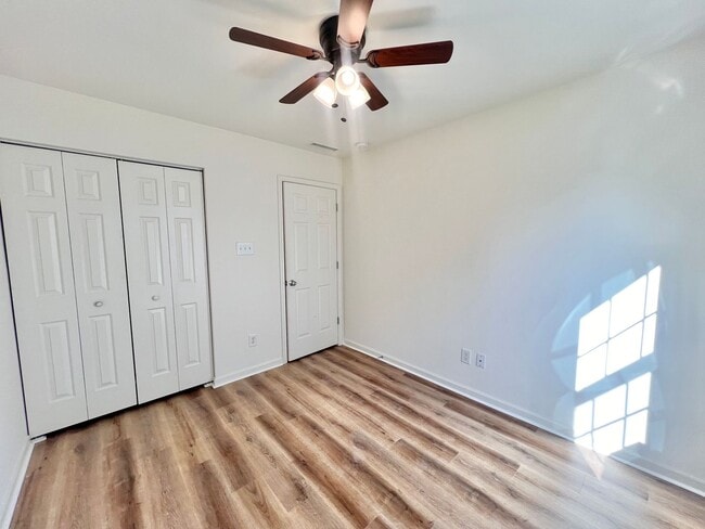 Building Photo - Charming 4BD, 2BA Fuquay-Varina Home with Large Backyard Near Interstates