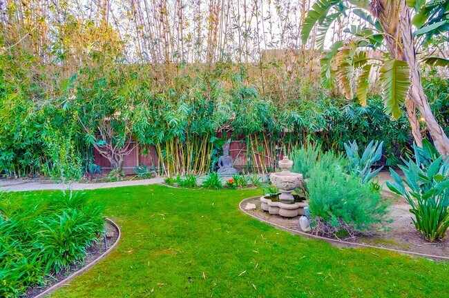 Building Photo - 3131 E Corto Pl