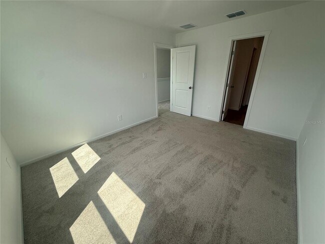Building Photo - 1562 Plank Pl