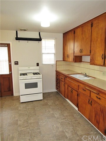 Building Photo - 430 E La Veta Ave