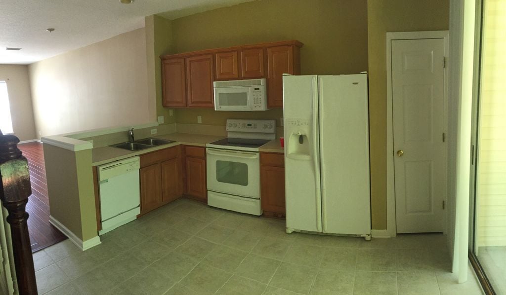 Kitchen - 8412 Thornbush Court