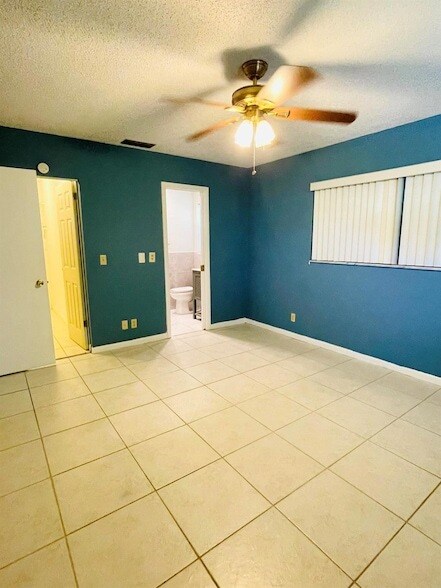 Building Photo - 612 Hummingbird Ln