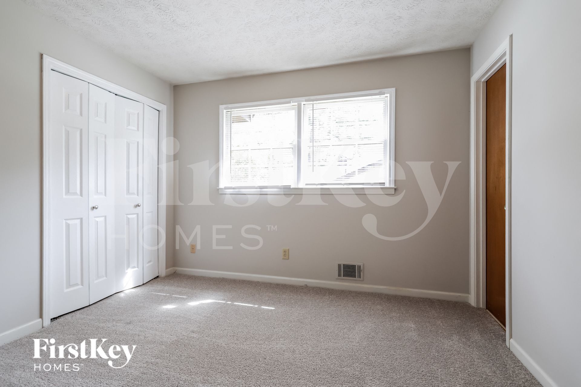 Building Photo - 3266 Hidden Forest Dr