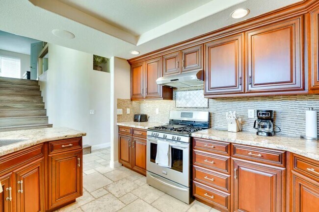 Building Photo - 2697 Pala Dura Dr