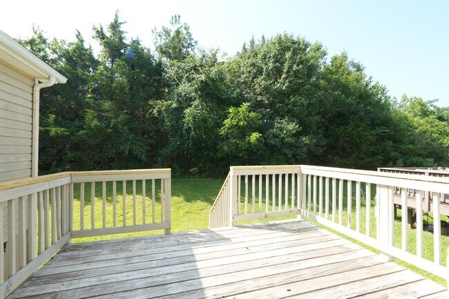 Building Photo - 11539 Stewarts Crossing Dr