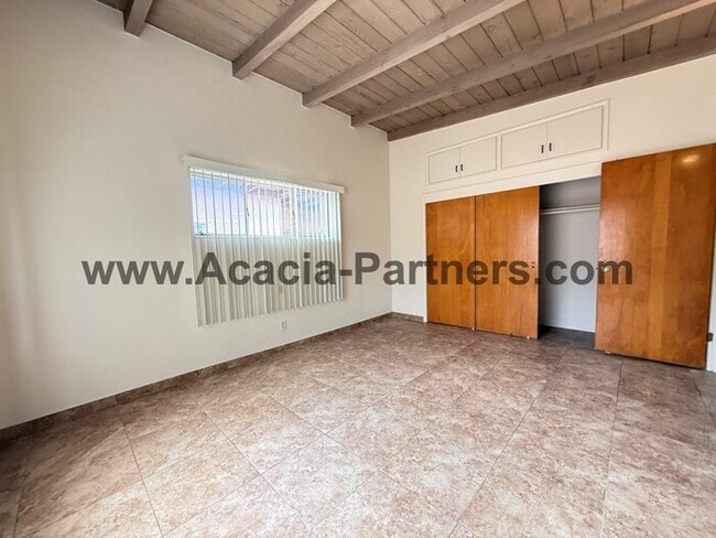 Building Photo - Beautiful Two Bedroom with Storage
