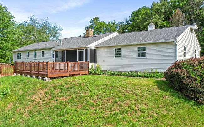 Building Photo - 6025 Coon Tree Rd