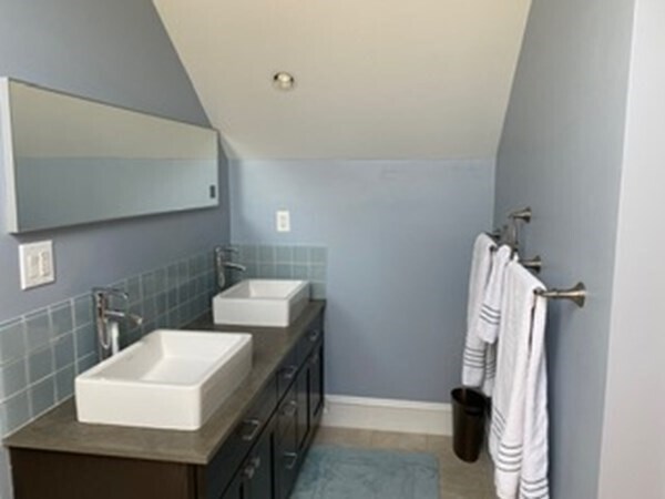 Building Photo - 16 Fairmont St