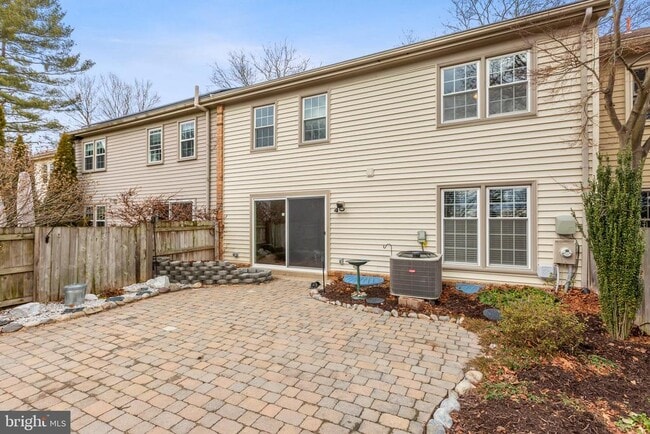 Building Photo - 19327 Frenchton Pl