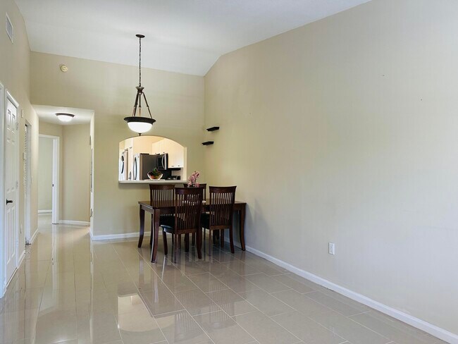 Building Photo - 3474 Briar Bay Blvd