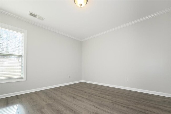 Building Photo - 5955 Weddington Dr