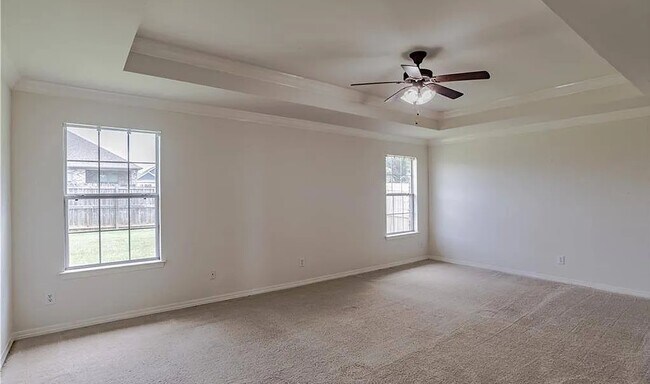 Building Photo - 1375 Selby Phillips Dr
