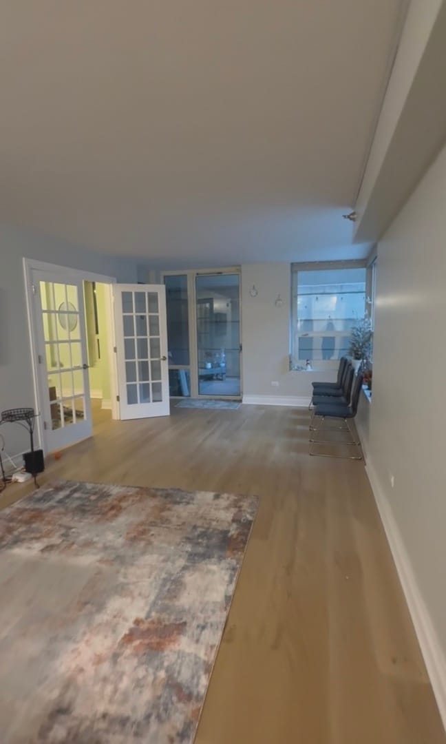 Building Photo - 345 N La Salle Dr