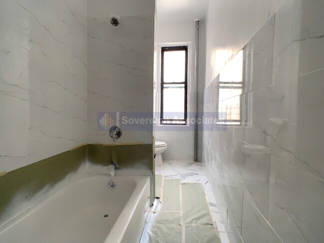 Building Photo - 270 Fort Washington Ave