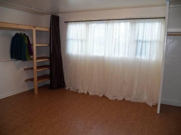 Living room - 4012 Lambert Rd