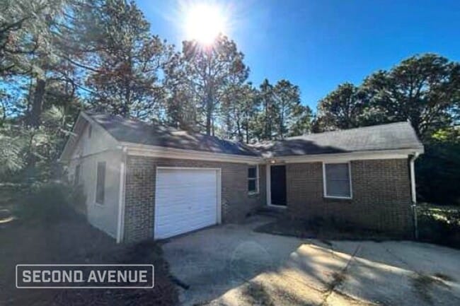 Building Photo - 4407 Golden Rd