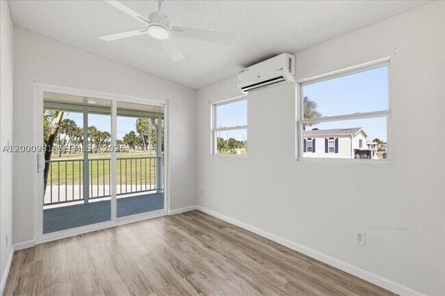 Building Photo - 730 Chippewa Trail
