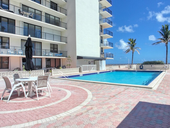 Building Photo - 3456 S Ocean Blvd