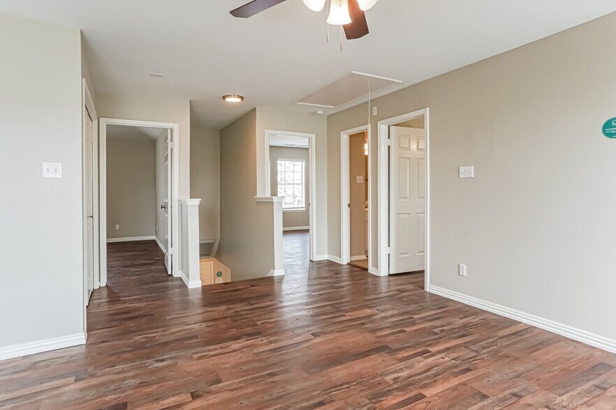 Building Photo - 22903 Powell House Ln