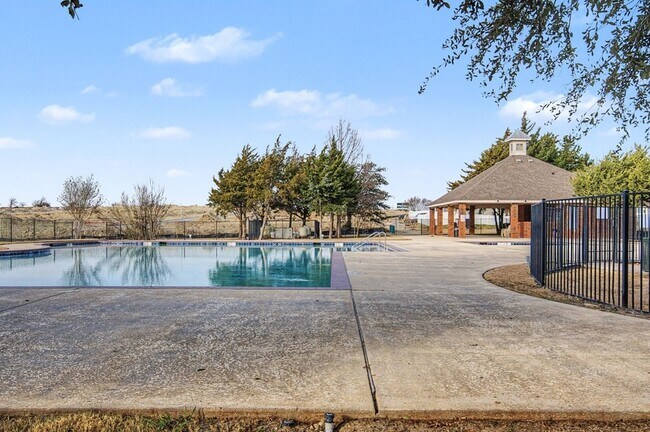 Building Photo - 10925 Caldwell Ln