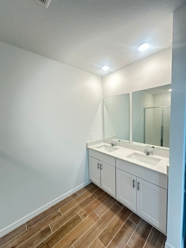 Building Photo - 2134 Judith Ct