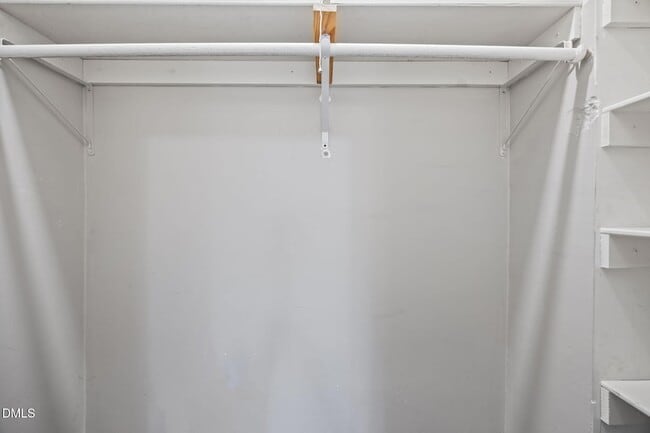 Building Photo - 302 W Main St