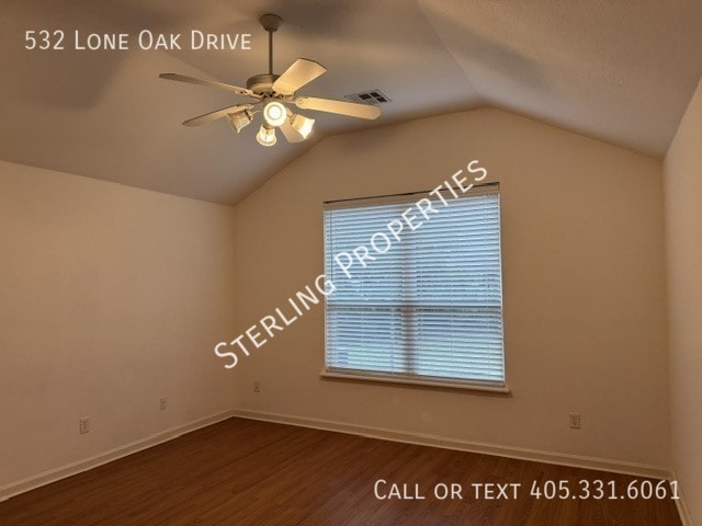 Building Photo - 532 Lone Oak Dr