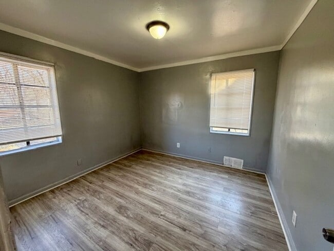 Building Photo - For Lease: Totally Updated 3 Bedroom 1 Bath Welcome Section 8 Call 313-429-3244 KPM Detroit