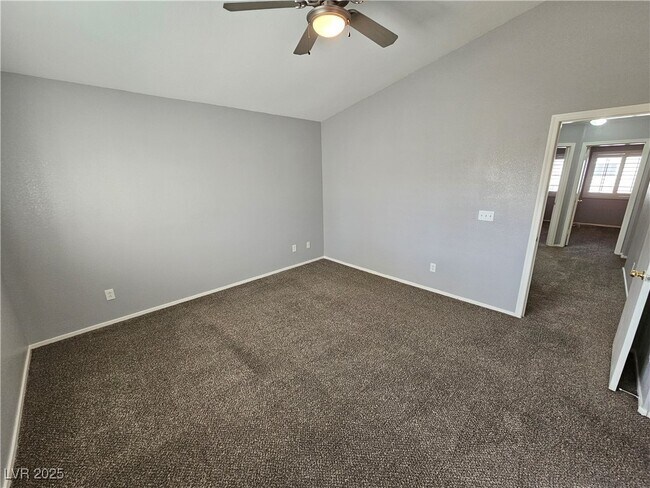 Building Photo - 6030 Blue Autumn St