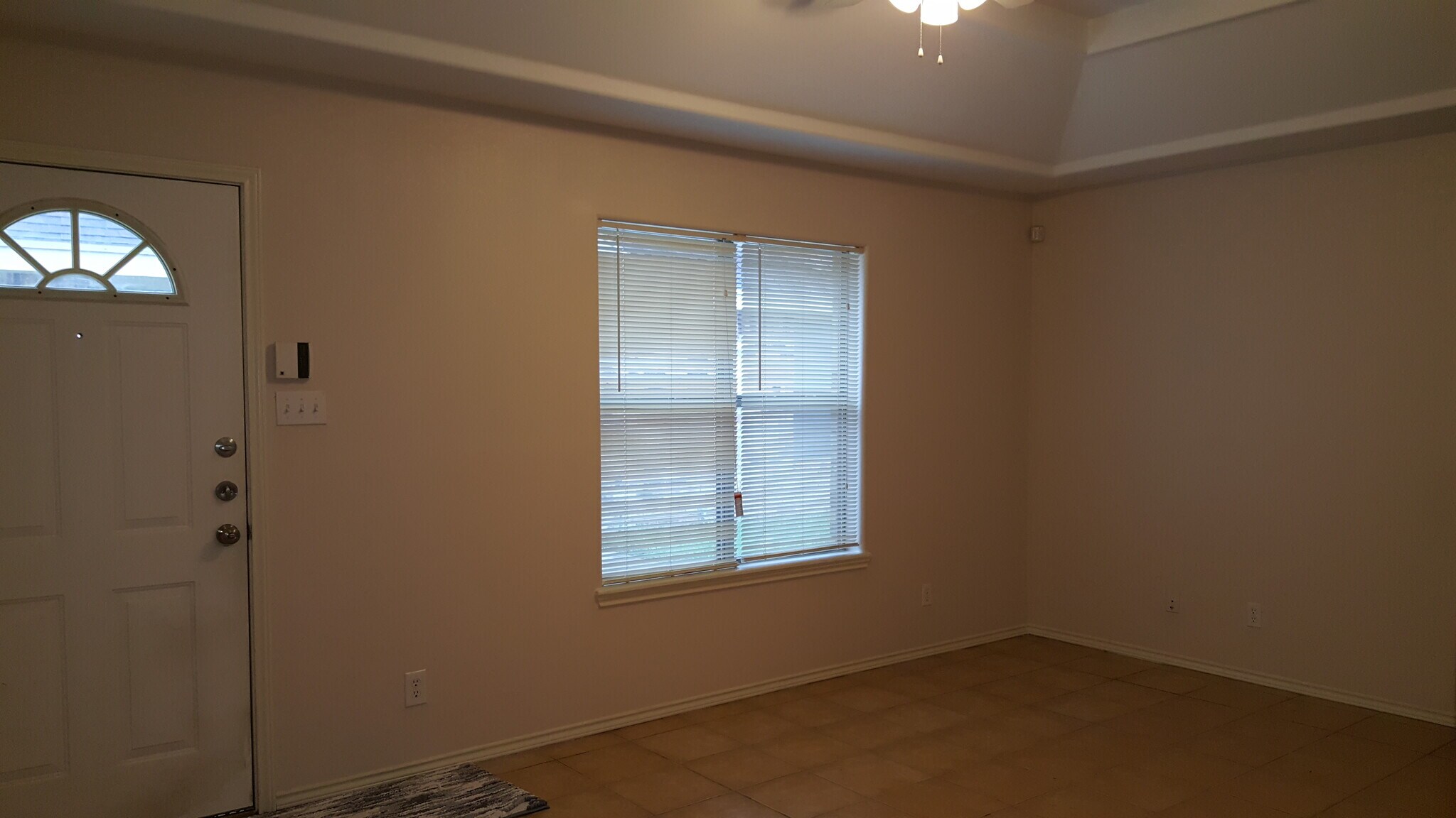 bedroom 1 - 2117 W Western Dr
